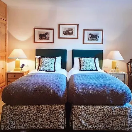 Luxury Self-contained Ground Floor Apartment